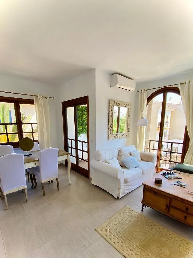 Luminoso Apartamento Para Dos Personas En Cabopino Marbella