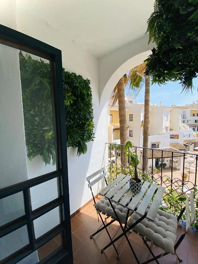 Apartment Luminoso Apartamento Para Dos Personas En Cabopino Marbella Spain